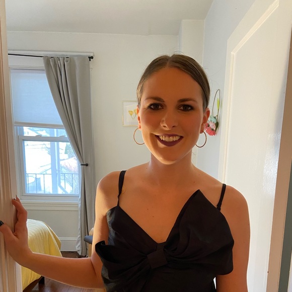 Meet your Posher, Cortney - Picture 1 of 1